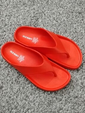 Old Navy Eva Thong Sandal NWOT